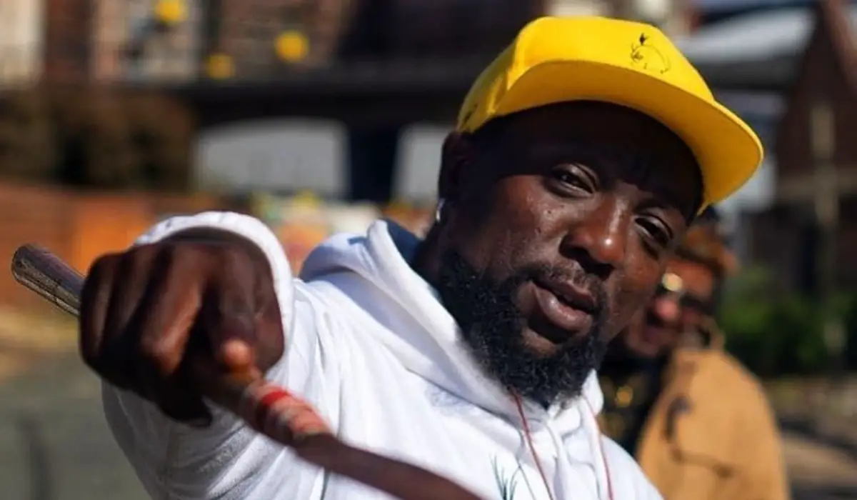 Zola 7 Former Managers