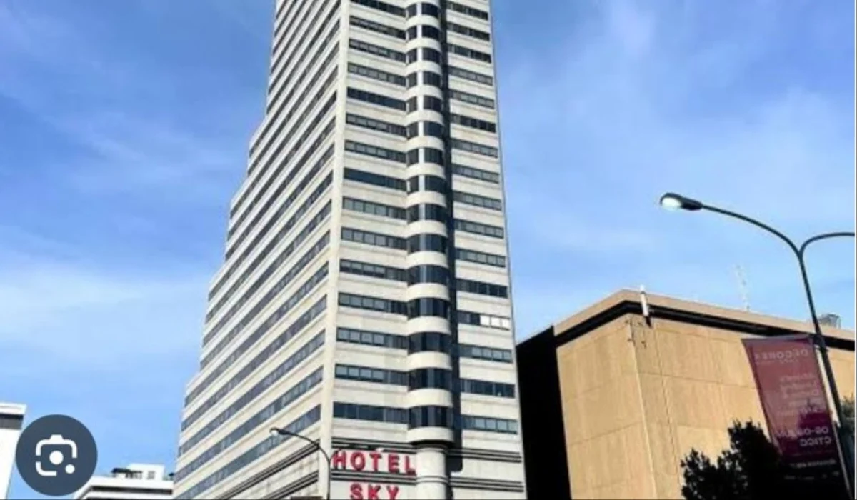 Man jumps from Cape Town hotel