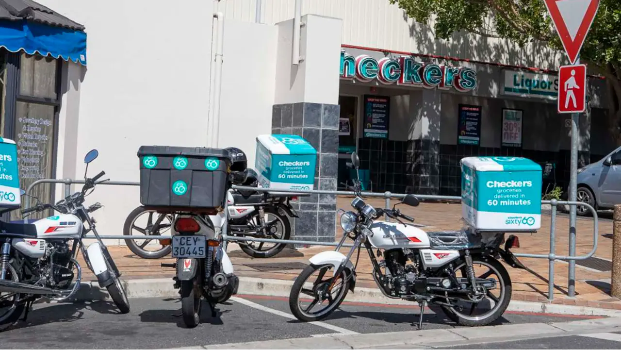 South Africans Fume As Sixty60 Reveals Why SA Drivers Are Quiting At Twice The Rate Of Foreigners