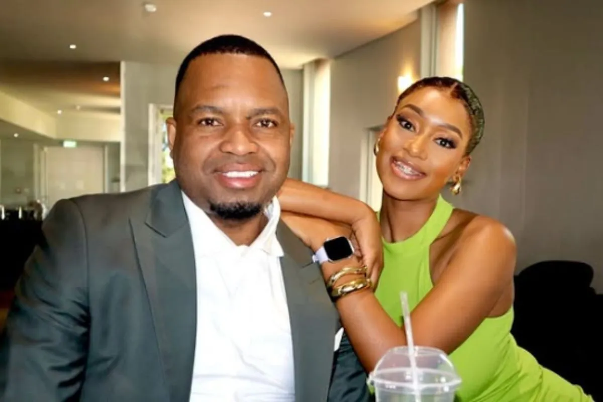 Itumeleng Khune wife moon boot